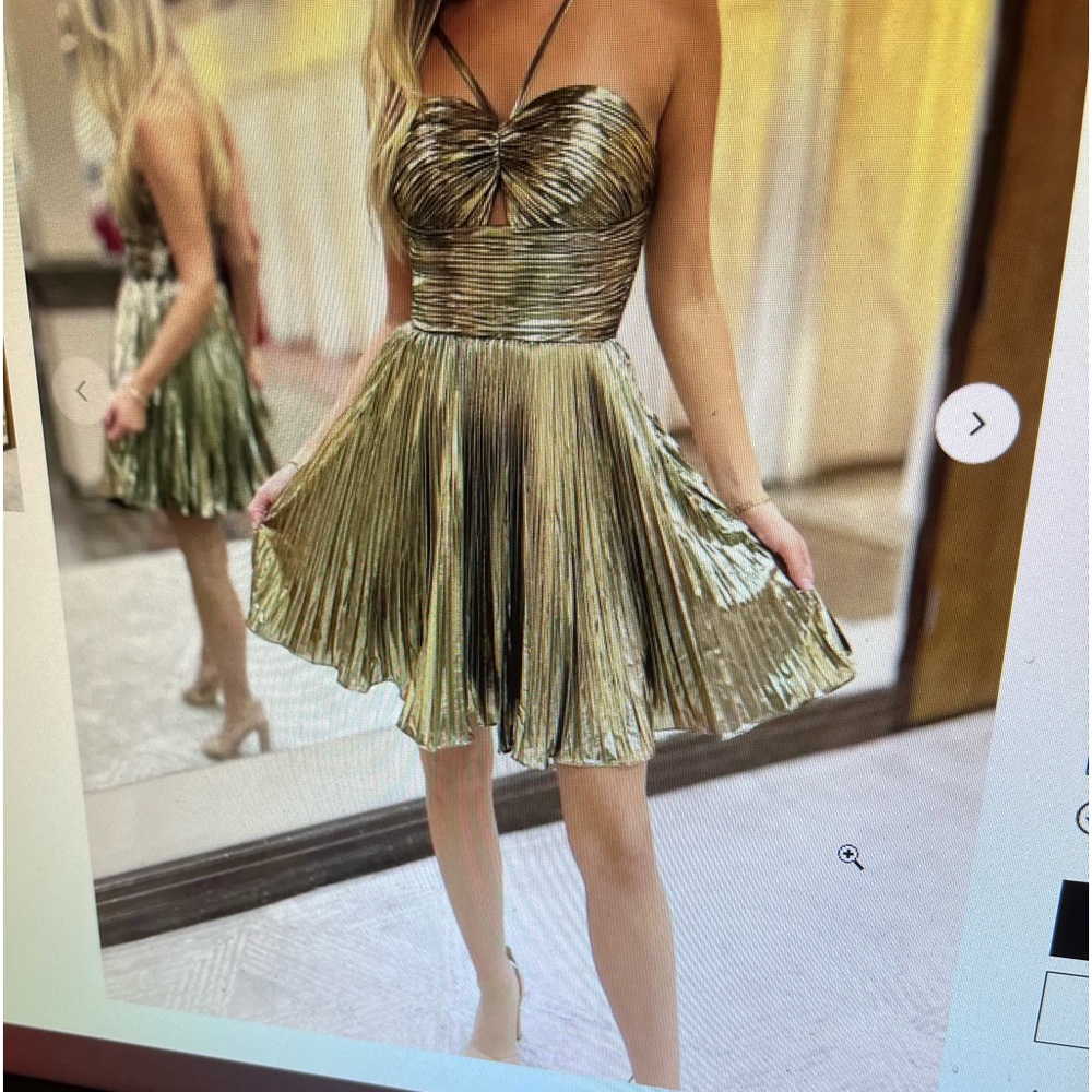 Gold Dress from Hellymoon (Size 8)